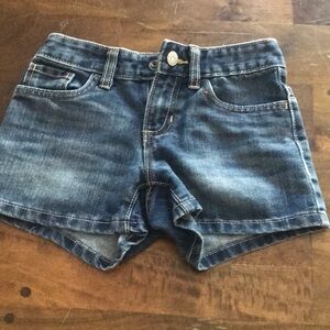 Old Navy 8 Slim denim shorts